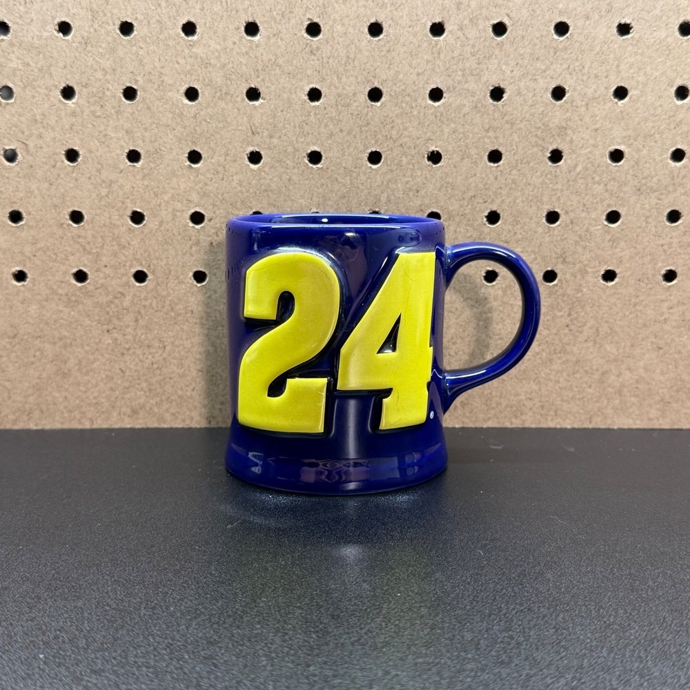 Nascar Jeff Gordon Mug 24 Dupont Racing Cup Collectible Cobalt‎ Blue and yellow